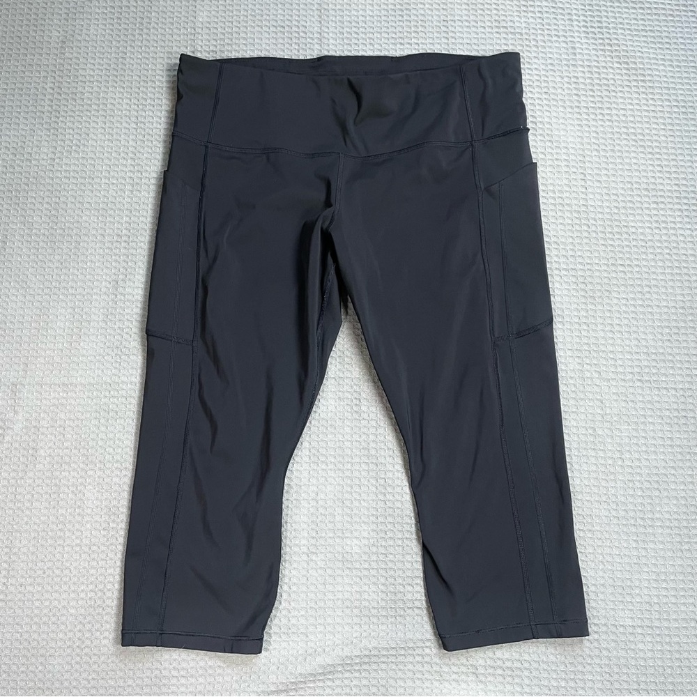 Athleta Ultimate Stash II‎ Capri Legging XL Women’s Black Athletic Pockets